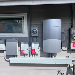 Commercial Grid-tied Solar Installation Services on Big Island, Hawaii 8 258s 2 - BlueSky