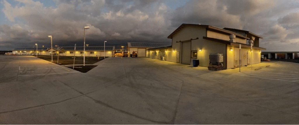 Beyond the Bill: The Economic Benefits of Going Solar in Hawaii 1 The Economic Benefits of Going Solar in Hawaii - BlueSky